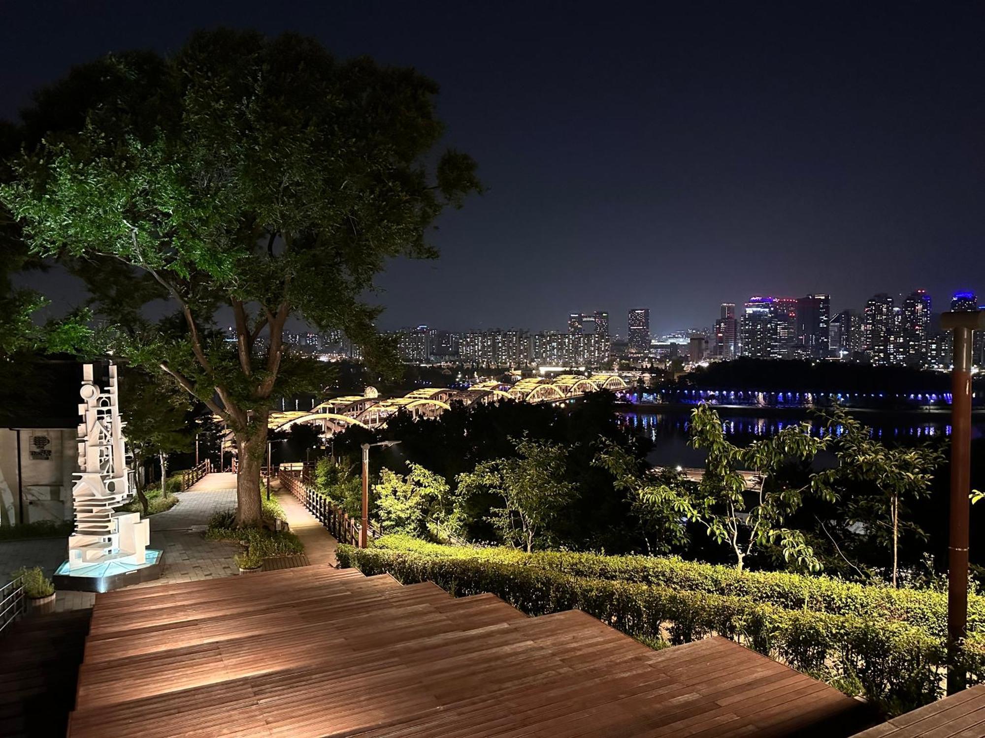 Hhzib, Homestay On A Hill In The Heart Of Seoul - 'Best Seoul Stay 2024' By Seoul Eksteriør bilde